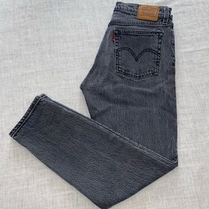 LEVI’S WEDGIE STRAIGHT FIT WOMEN'S JEANS